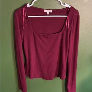 Nine Britton Red Fitted Long Sleeve Blouse